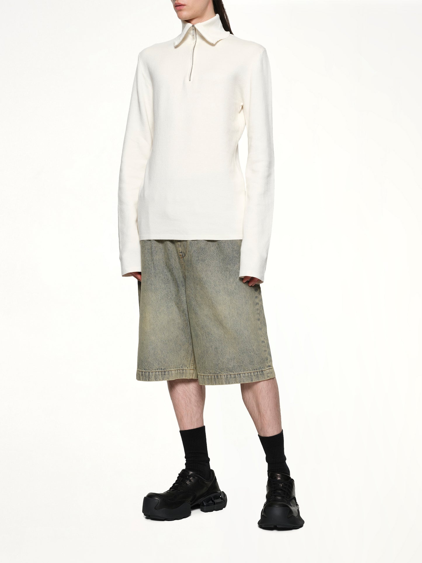 Spar Shorts in Surfacewave