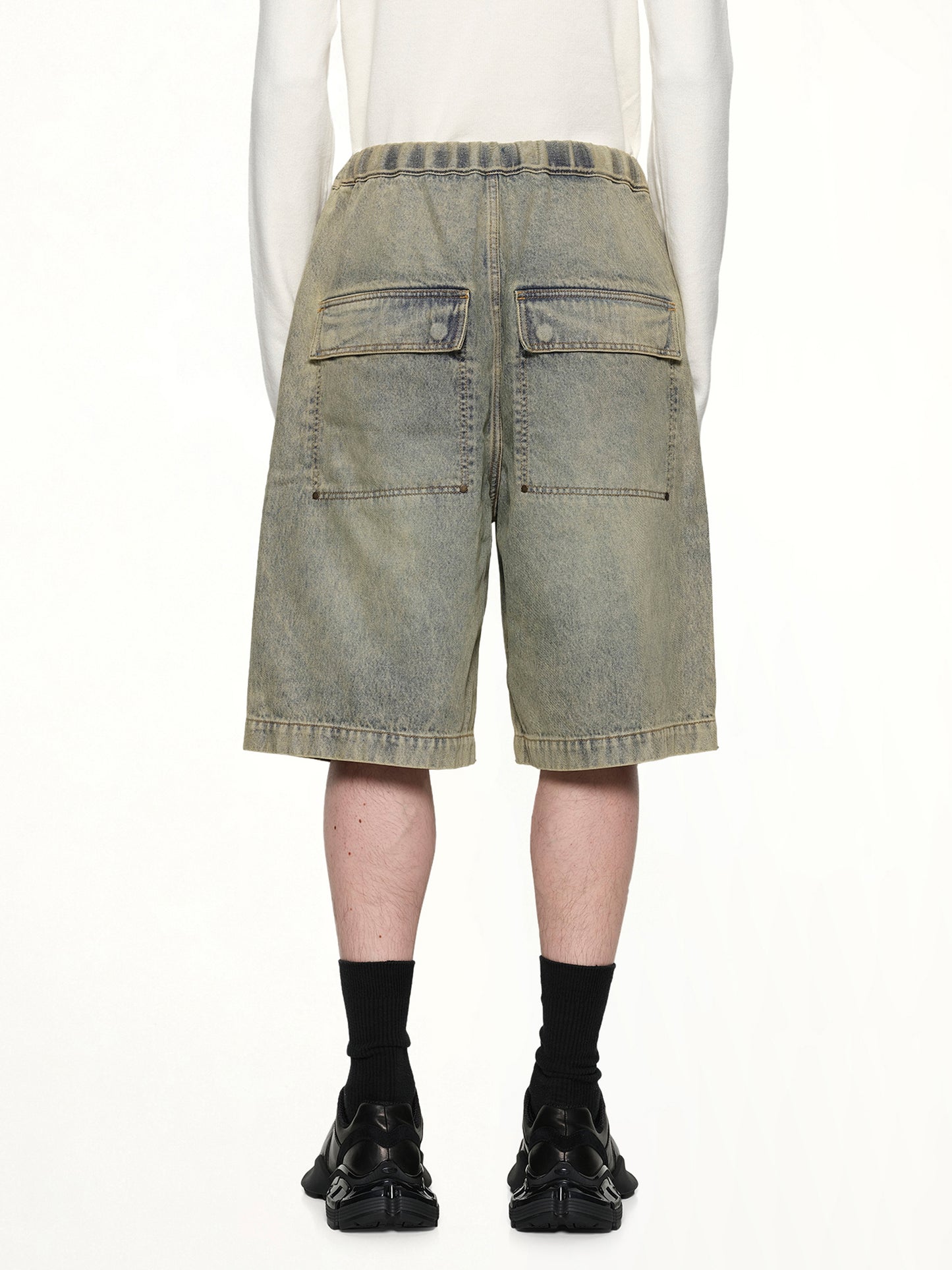 Spar Shorts in Surfacewave