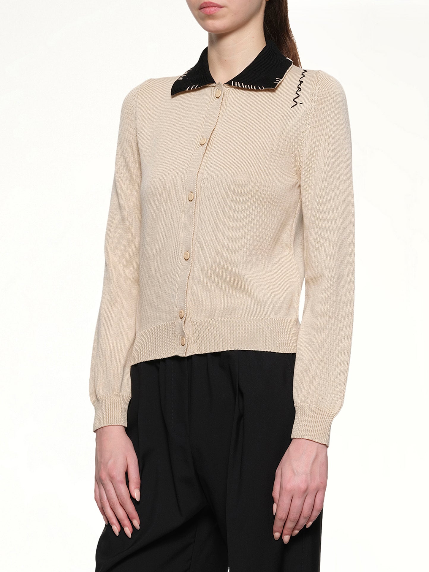 Contrast Collar Cardigan in Pale Peach
