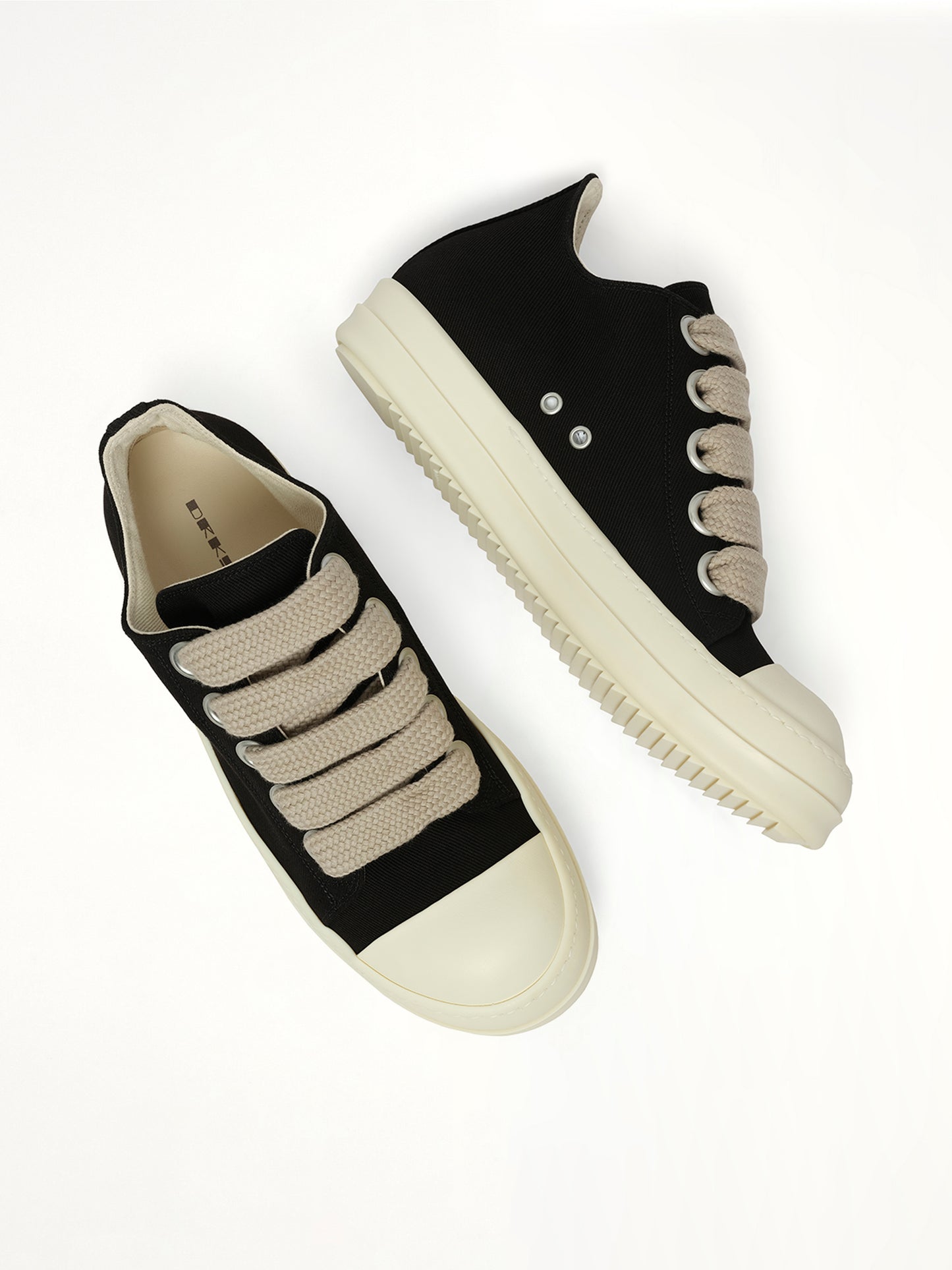 Jumbolace Low Sneaks in Black/Milk/Milk
