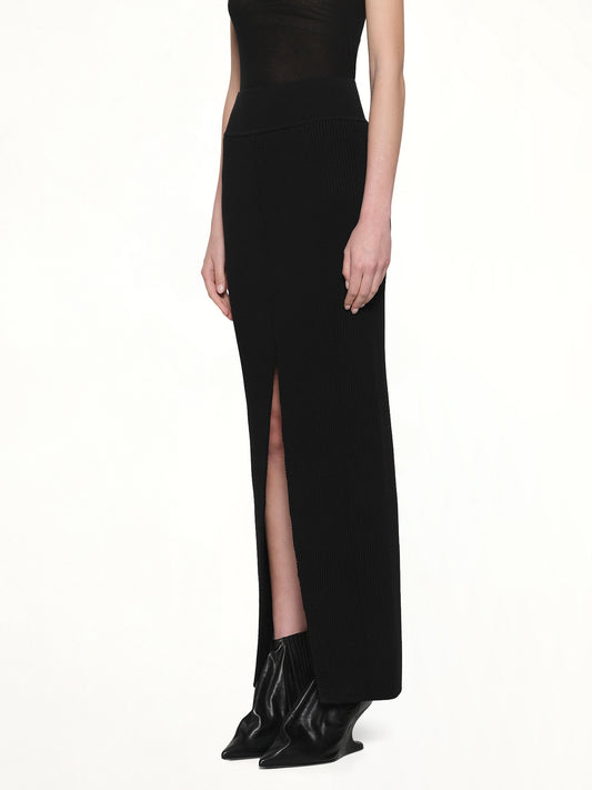 Short Sliced Skirt in Black