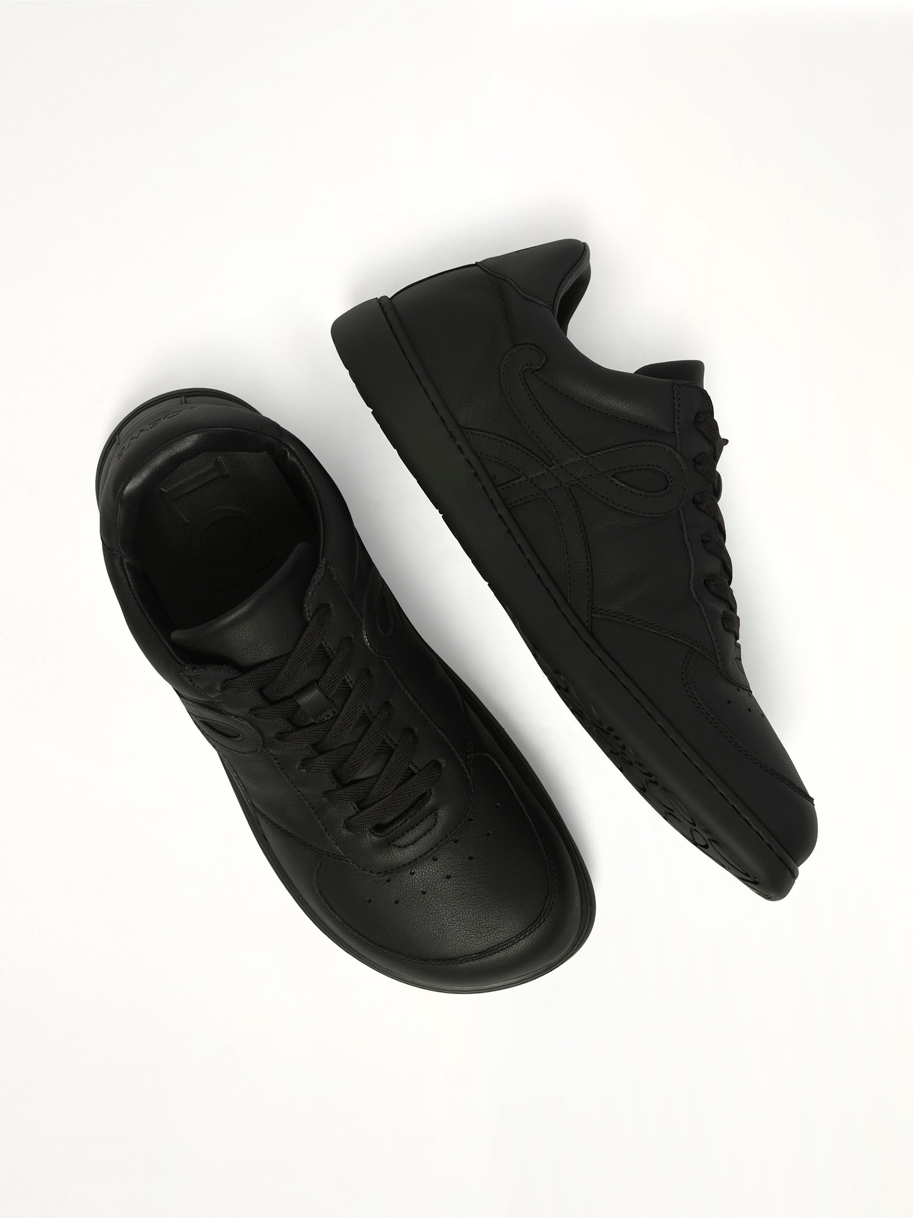 Jambo Sneeaker in Black Top View | LOEWE