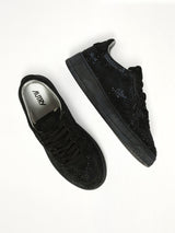 Medalist Low Strass Sneaker in Black Top View | AUTRY
