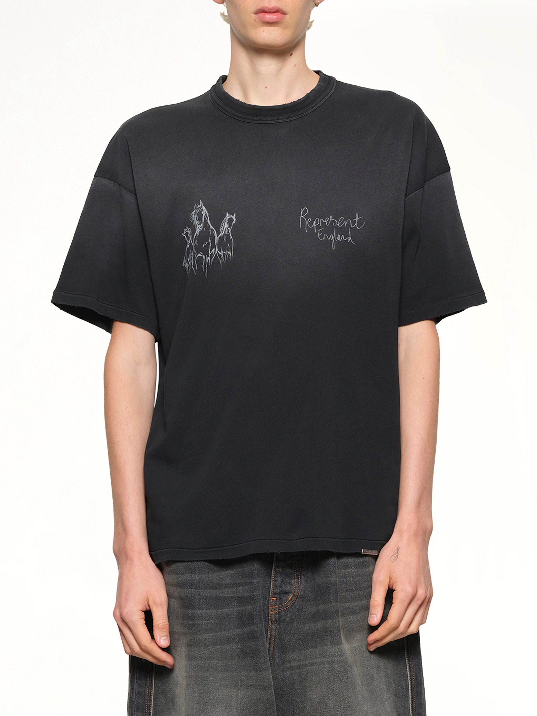 Hand Drawn Thoroughbred Horse T-Shirt in Aged Black