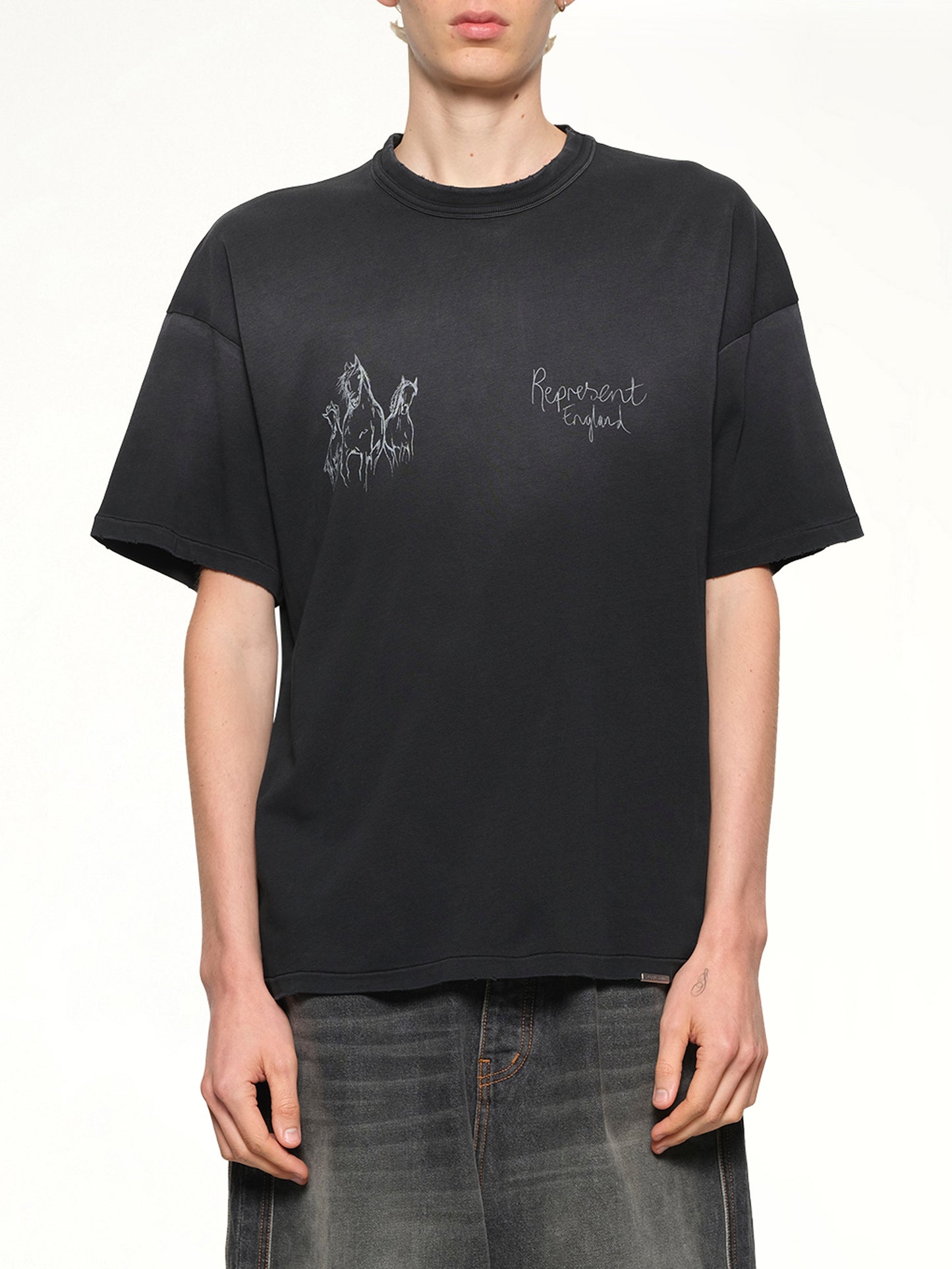 Hand Drawn Thoroughbred Horse T-Shirt in Aged Black