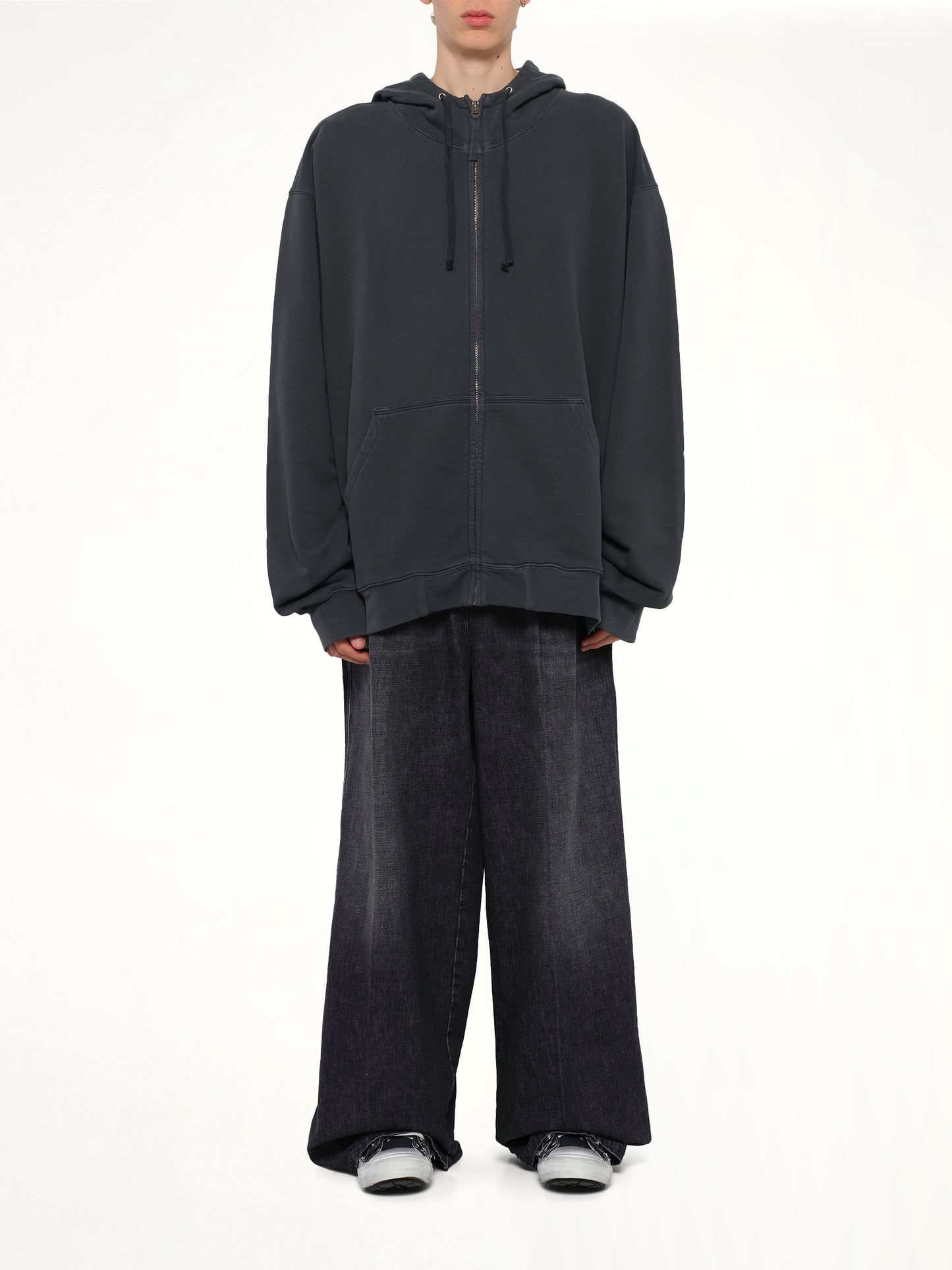 Lightweight Firm Zip Hoodie in Charcoal