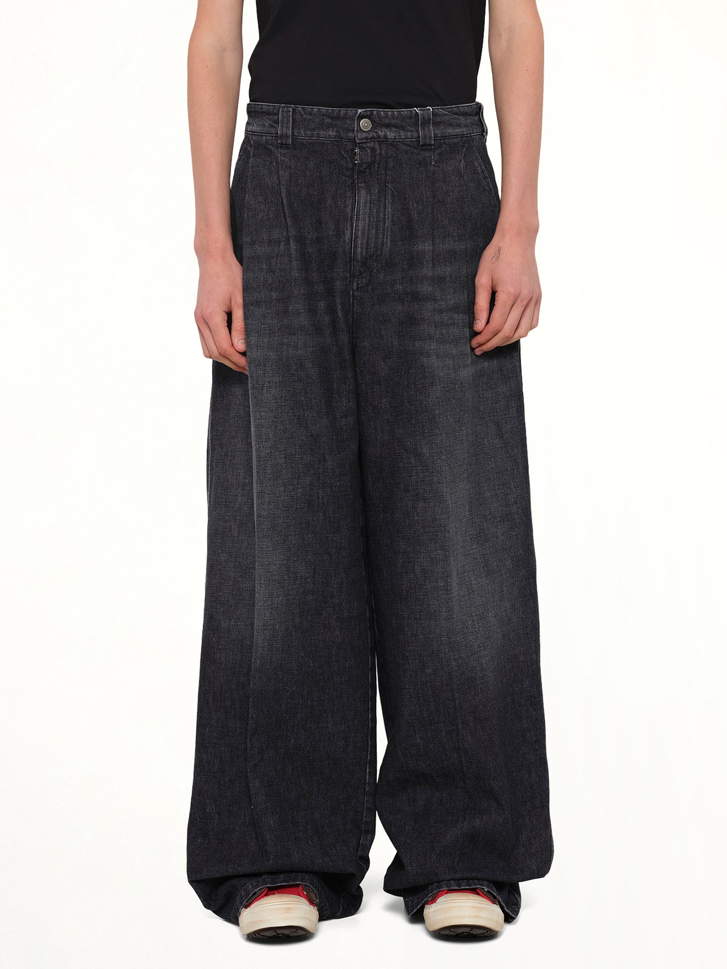 Wide Denim Pants in Washed Black