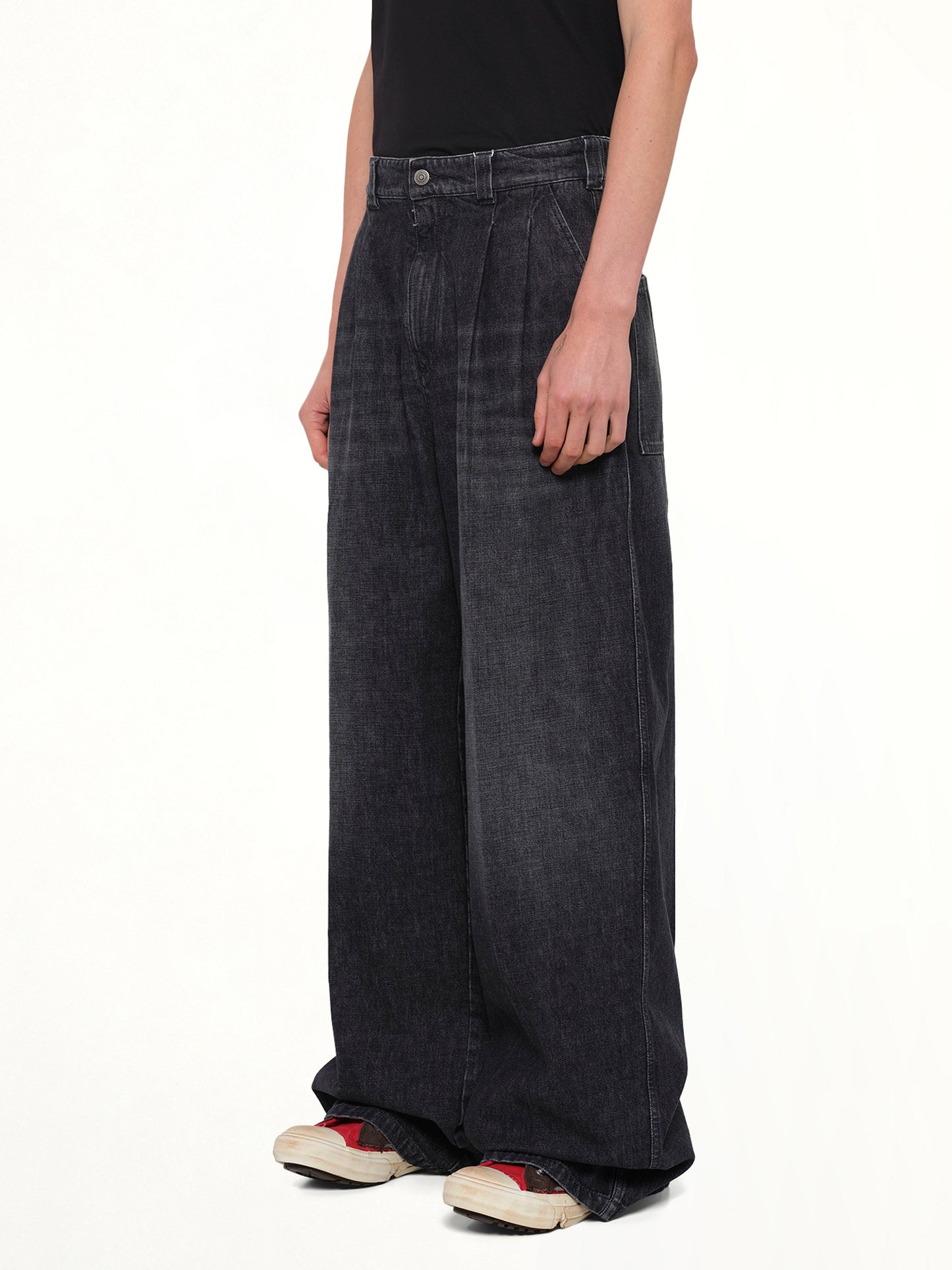 Wide Denim Pants in Washed Black