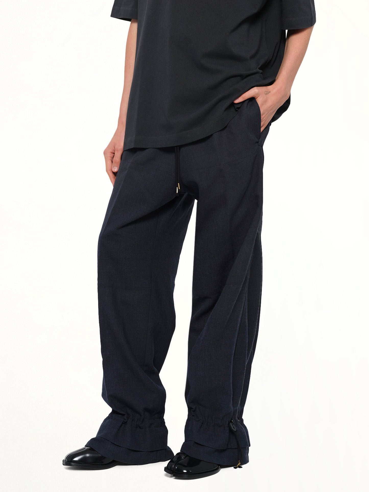 Wool Pants in Dark Blu
