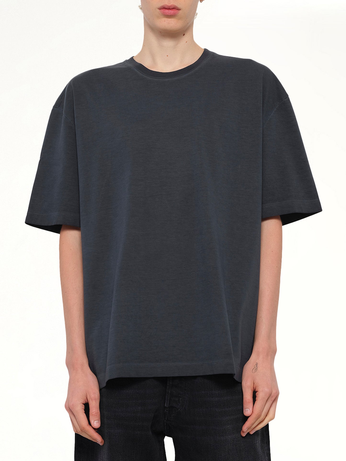 Oversize Four Stitch T-Shirt in Anthracite