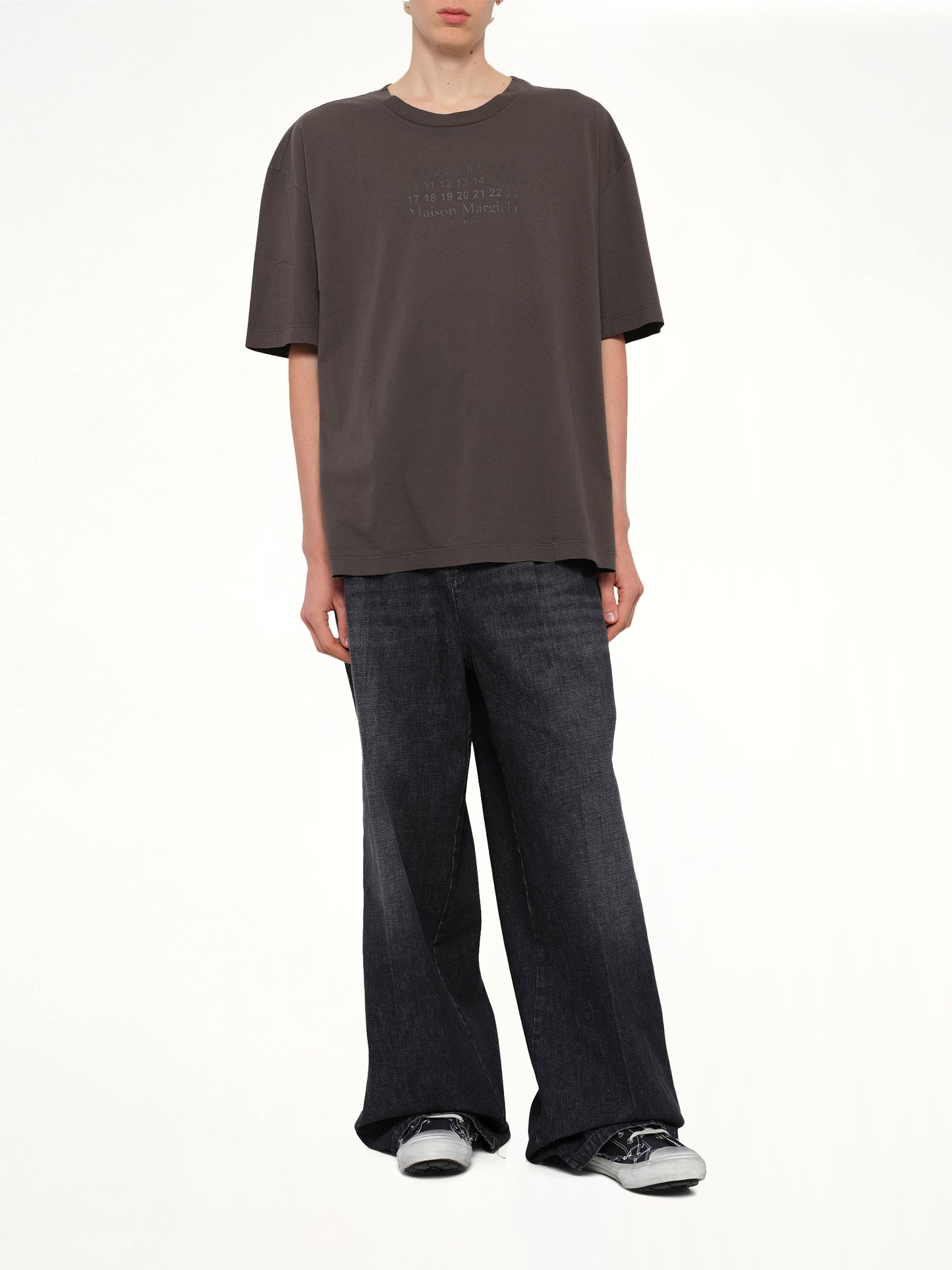 Maison Margiela Logo T-Shirt in Mink