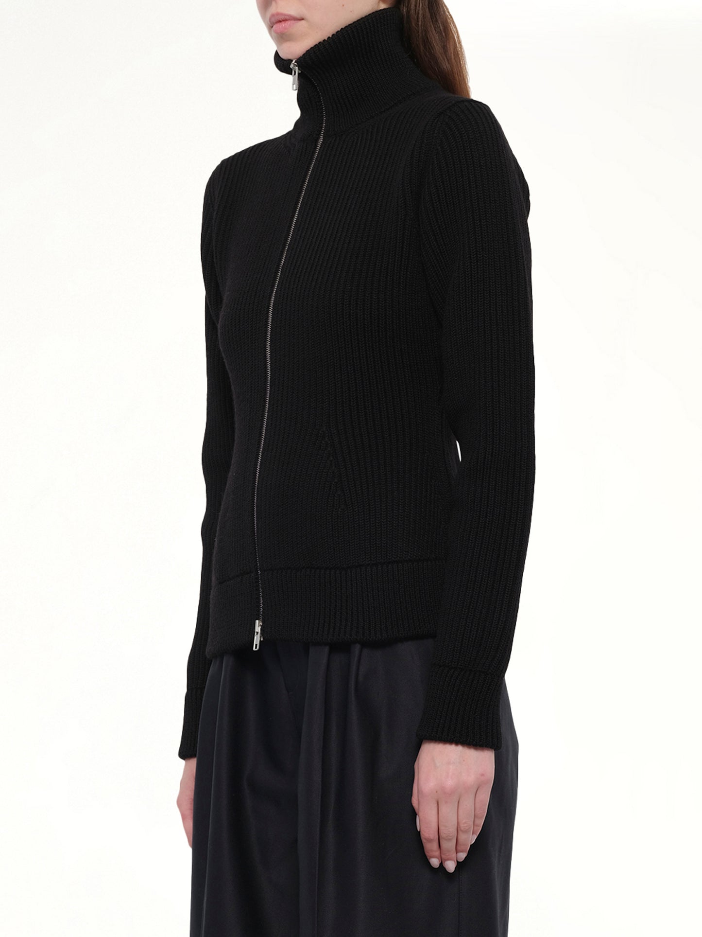 Gauge 5 Zip Cardigan in Black