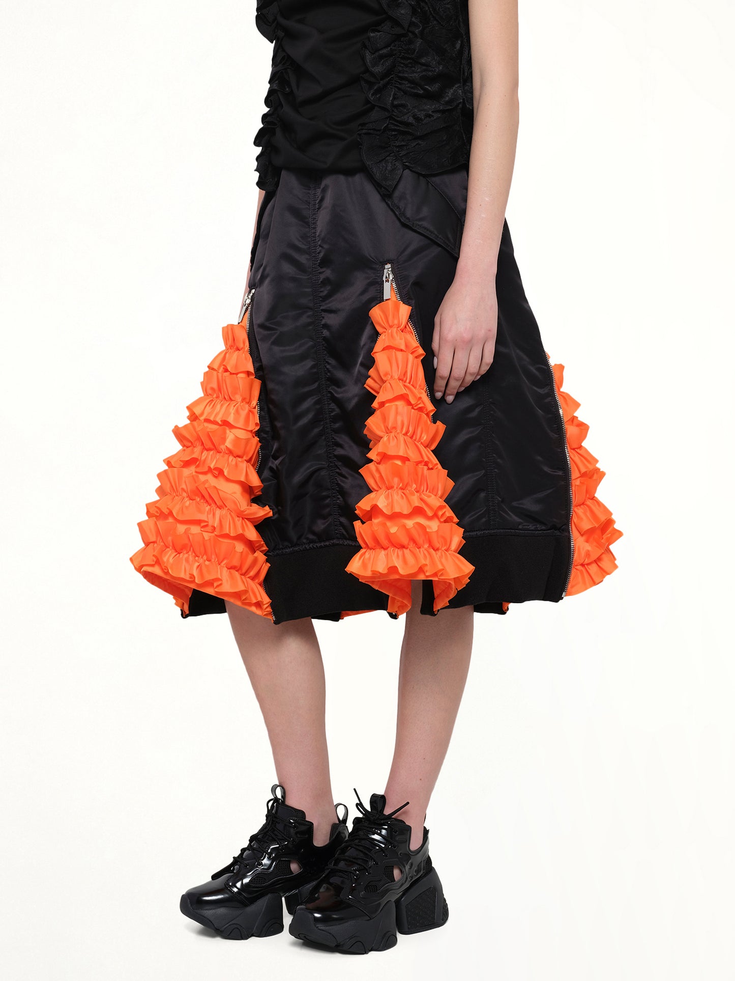 Noir Kei Ninomiya Nylon Twill Skirt in Black