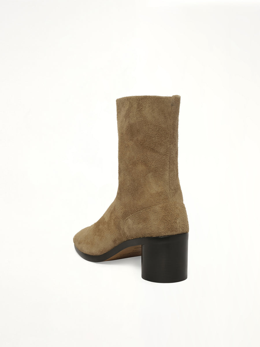 Tabi Ankle 8cm Boots in Corn Brown Back View | MAISON MARGIELA