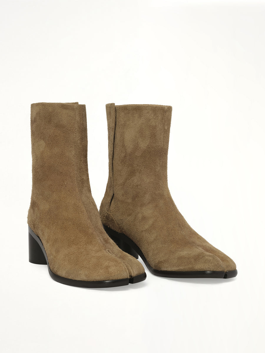 Tabi Ankle 8cm Boots in Corn Brown Front View | MAISON MARGIELA
