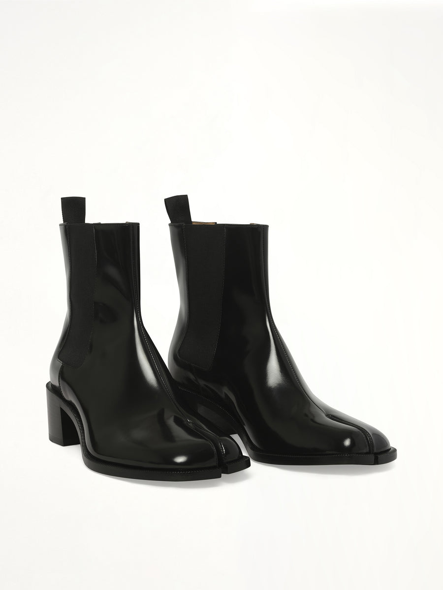 Tabi Chelsea 5.5cm Boots in Black Front View | MAISON MARGIELA