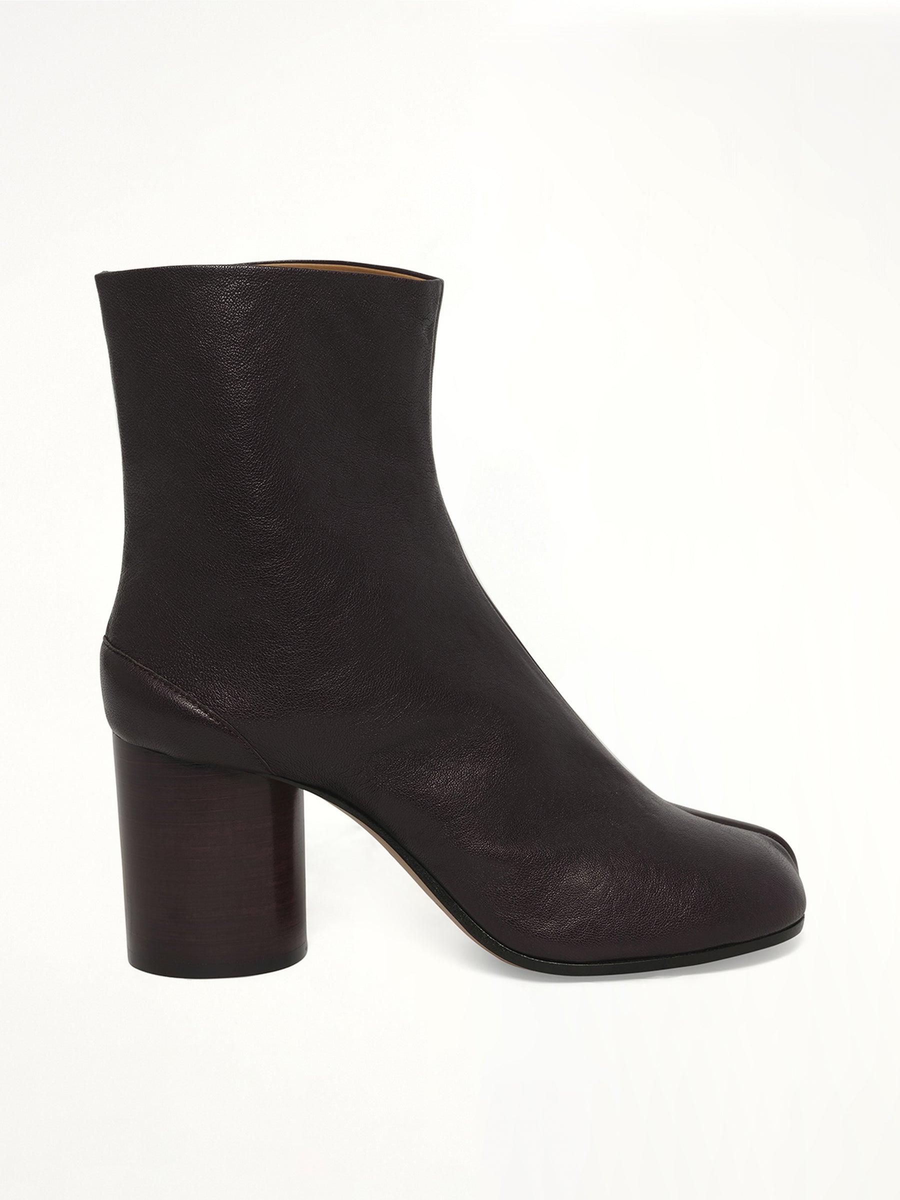 Tabi Ankle Boots 8cm in Plum Side View | MAISON MARGIELA