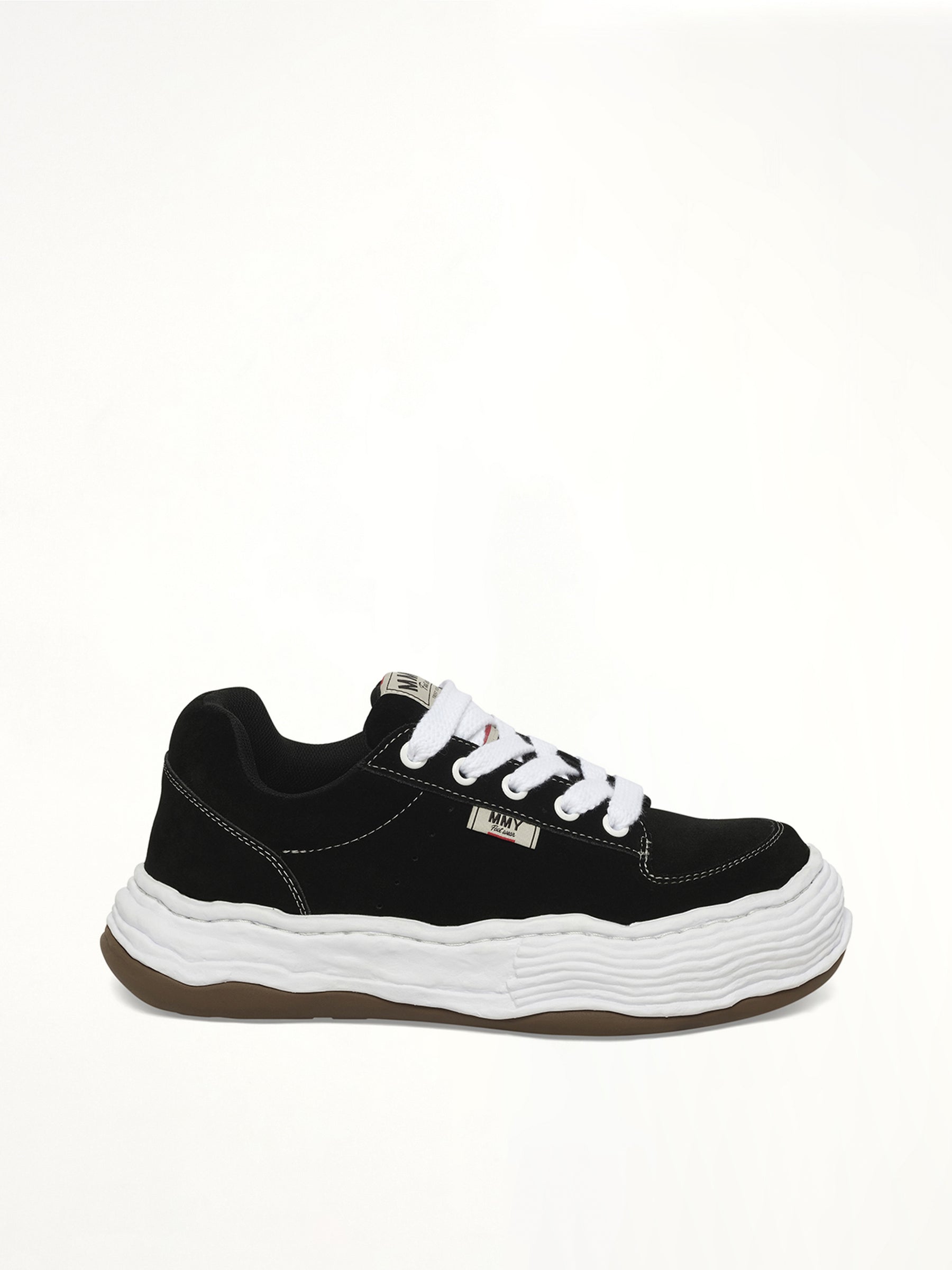 Oliver OG Low Sneaker in Black Side View | MAISON MIHARA YASUHIRO