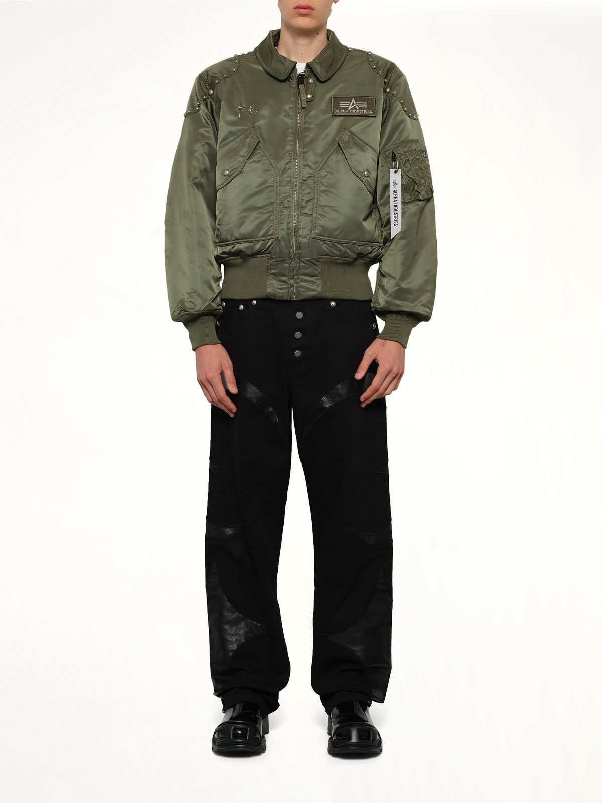 TC x Alpha Industries 봄버 재킷 (리벳 버전) 세이지