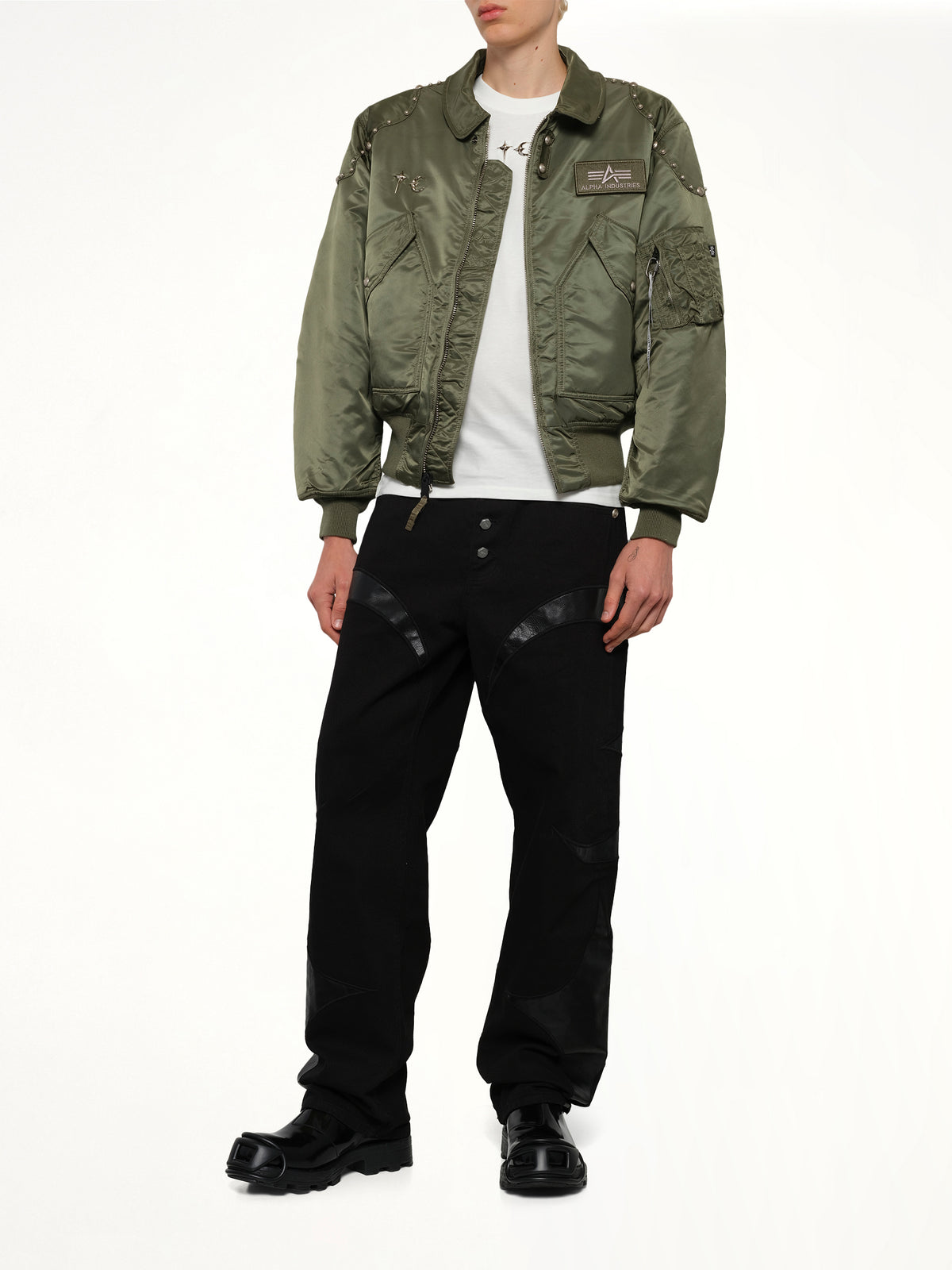 TC x Alpha Industries 봄버 재킷 (리벳 버전) 세이지