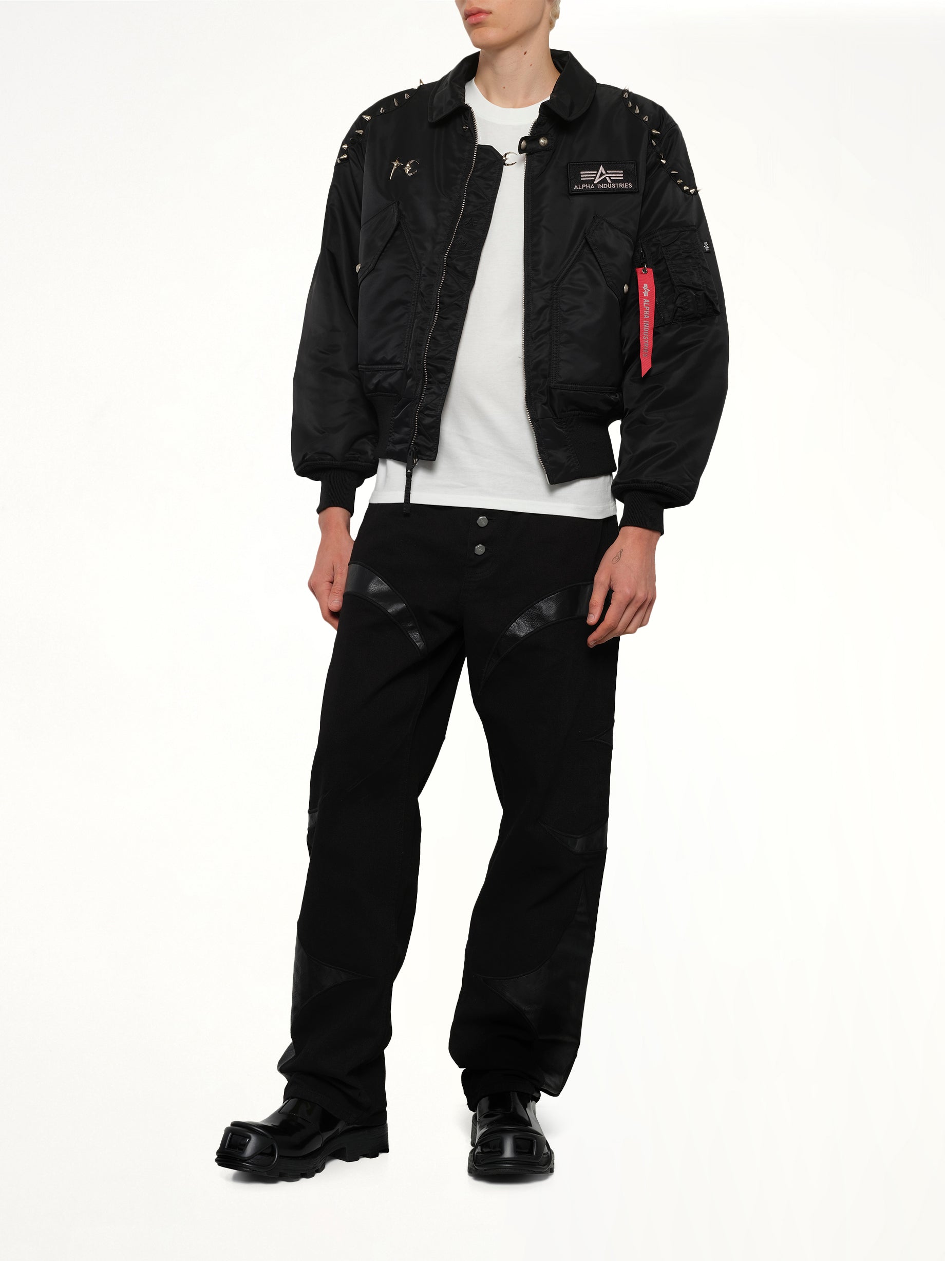 TC x Alpha Industries 봄버 재킷 (스파이크 버전) 블랙
