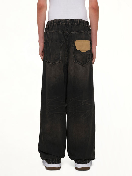 Light Wide Jeans in Black