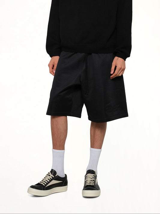 Relaxed Sweatshort in Vintage Black
