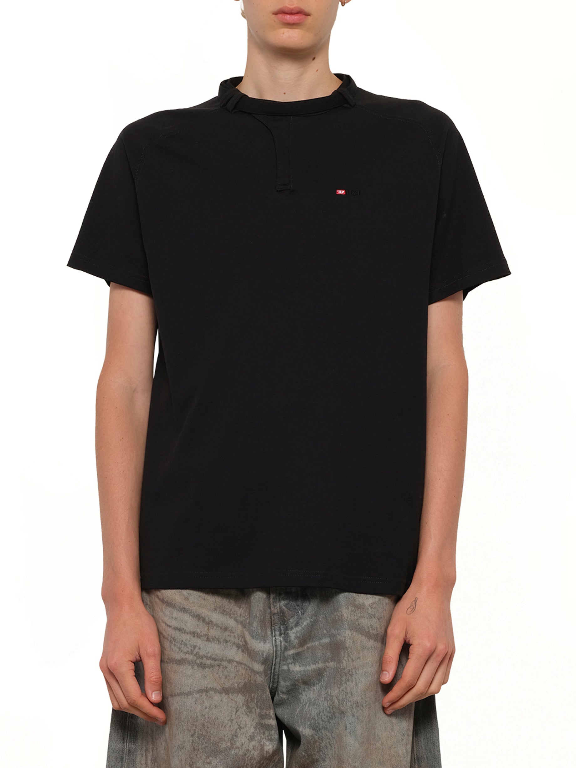 T-KAUKO T-Shirt in Black