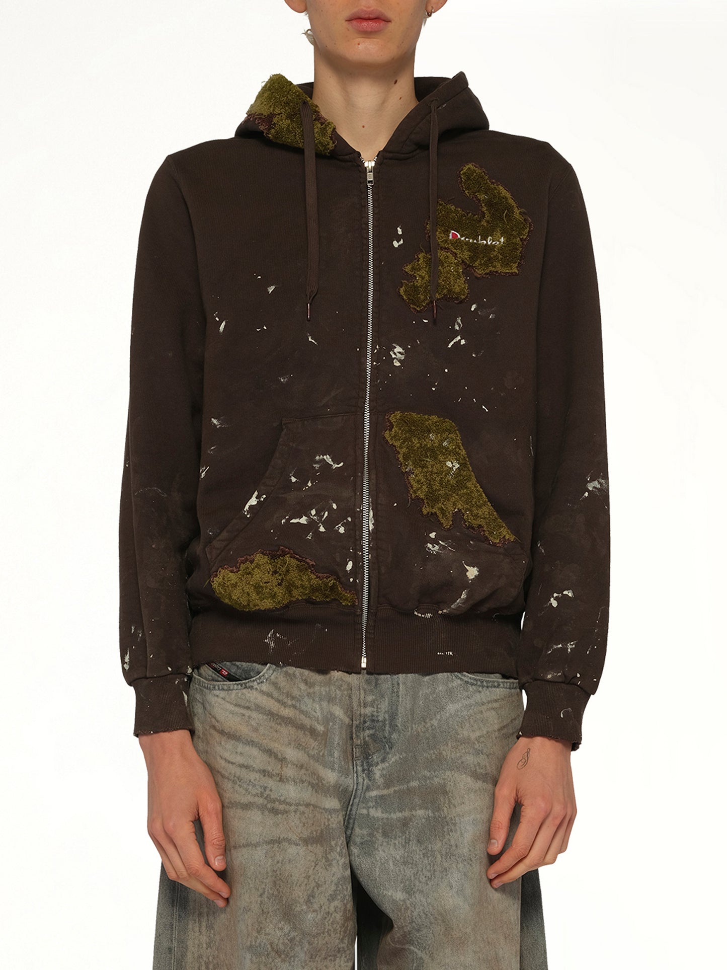 Moss-Grown Embroidery Hoodie in Brown