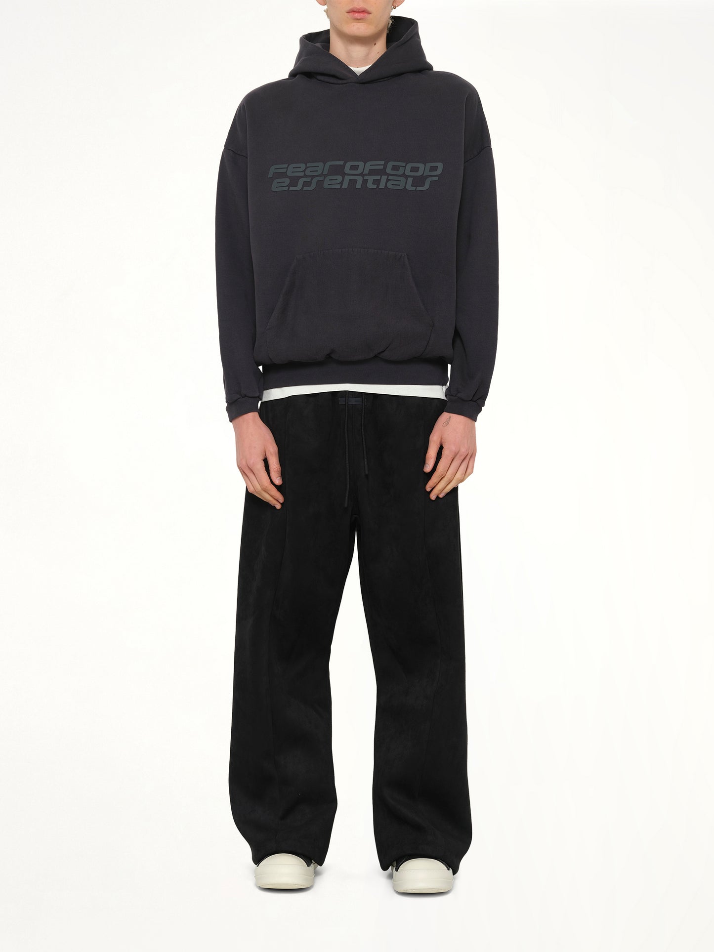 90's Hoodie in Vintage Black