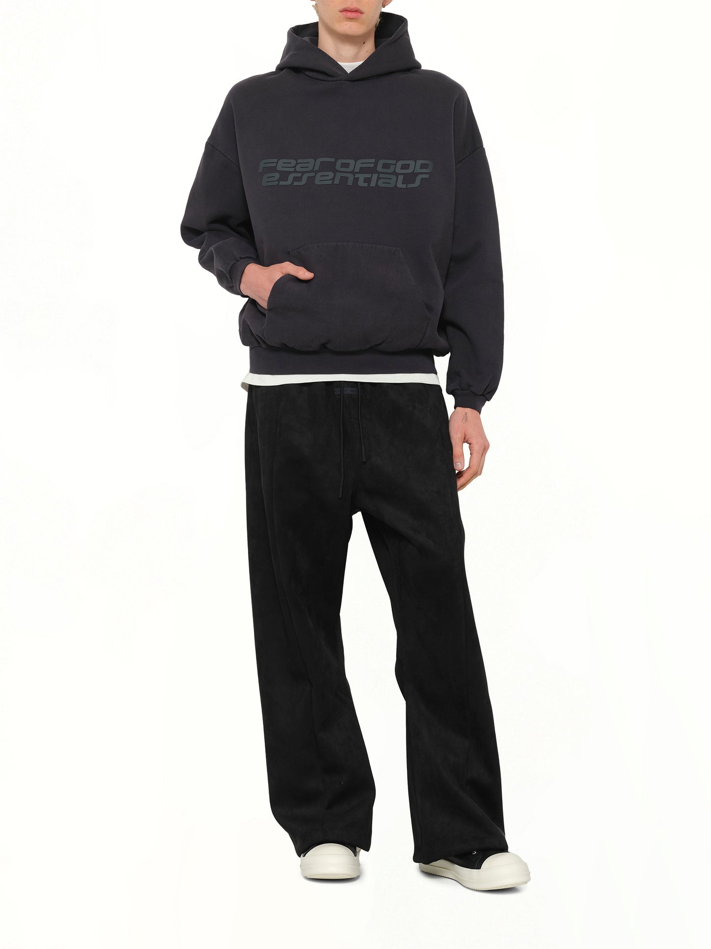 90's Hoodie in Vintage Black