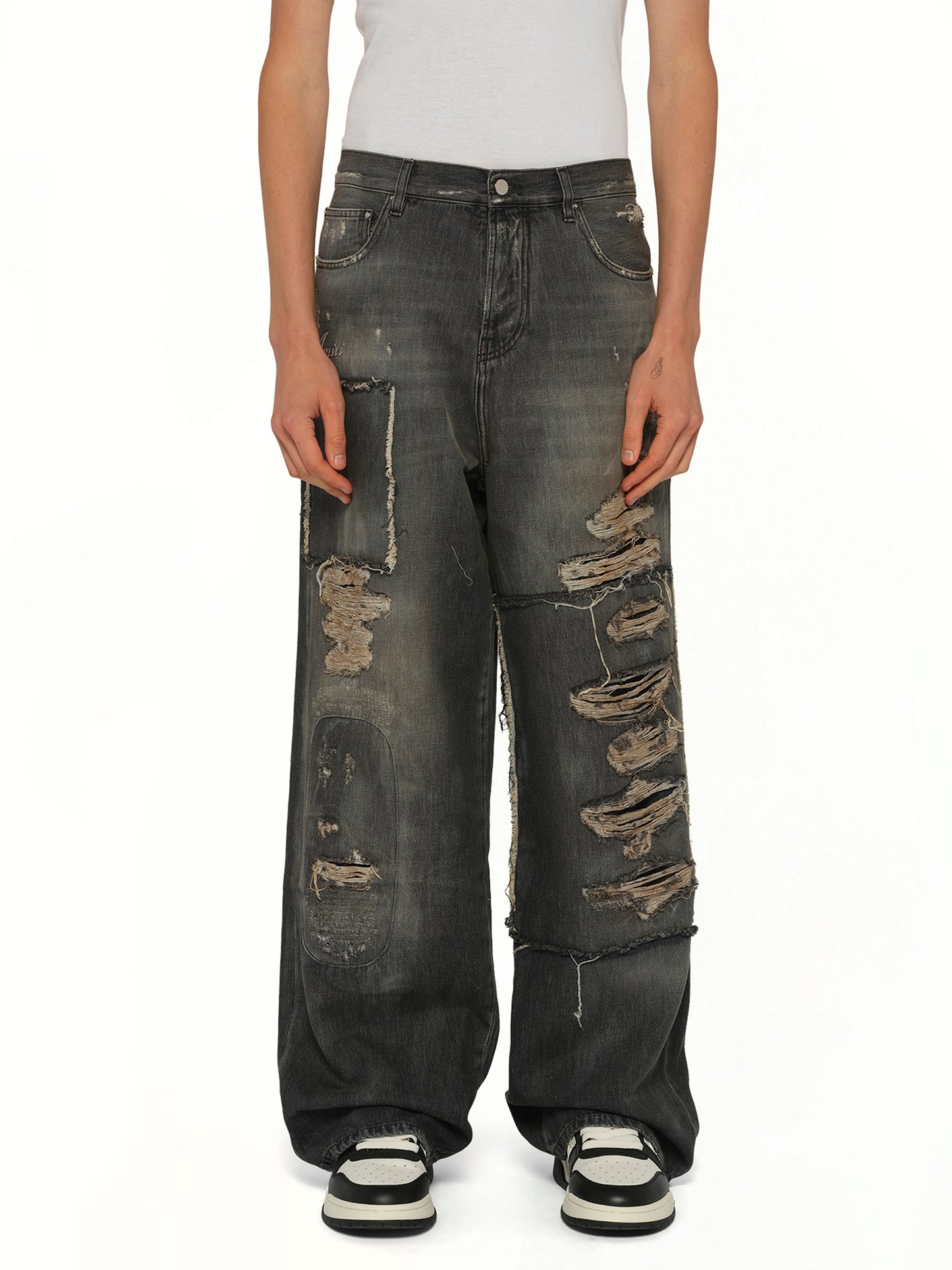 Carpenter Repaired Baggy Jean in Crafted Black