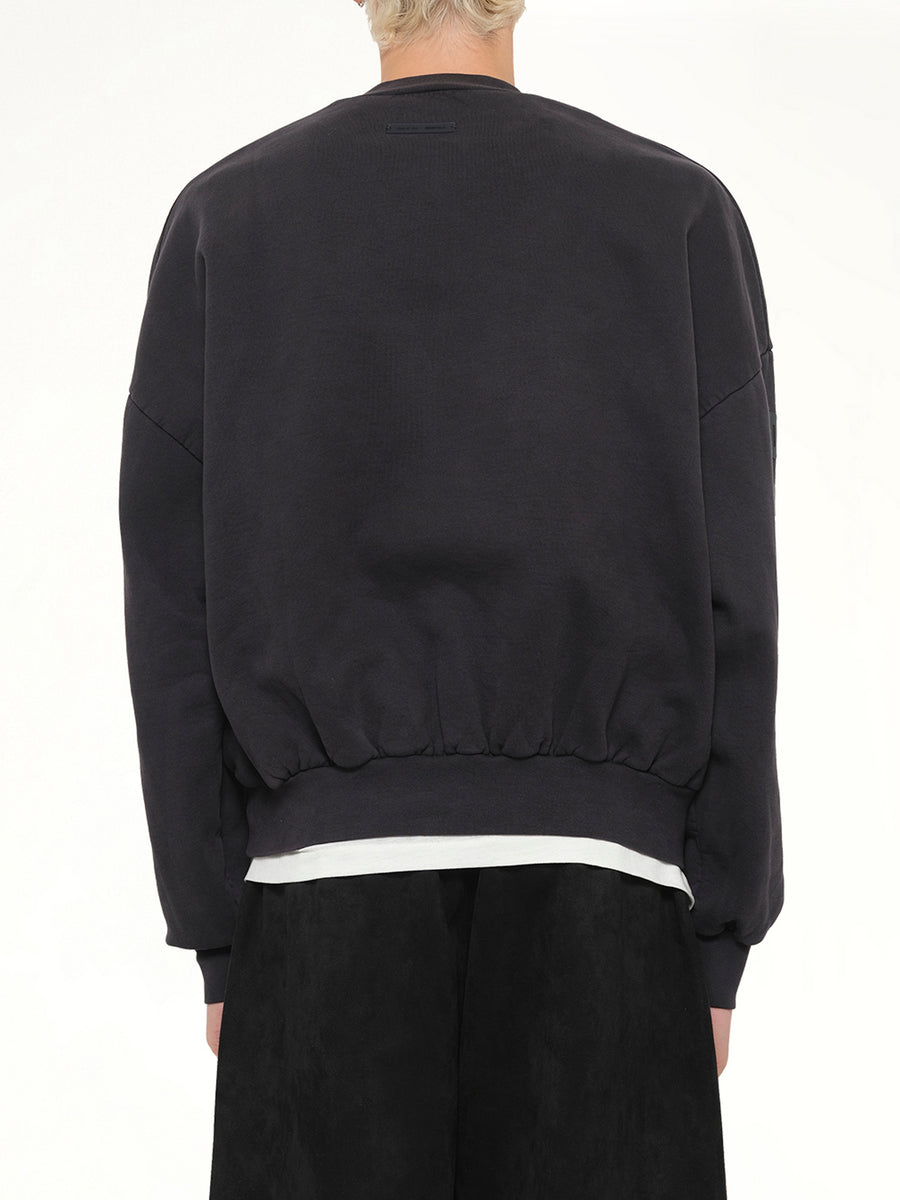 Cropped Relaxed Sweatshirt in Vintage Black