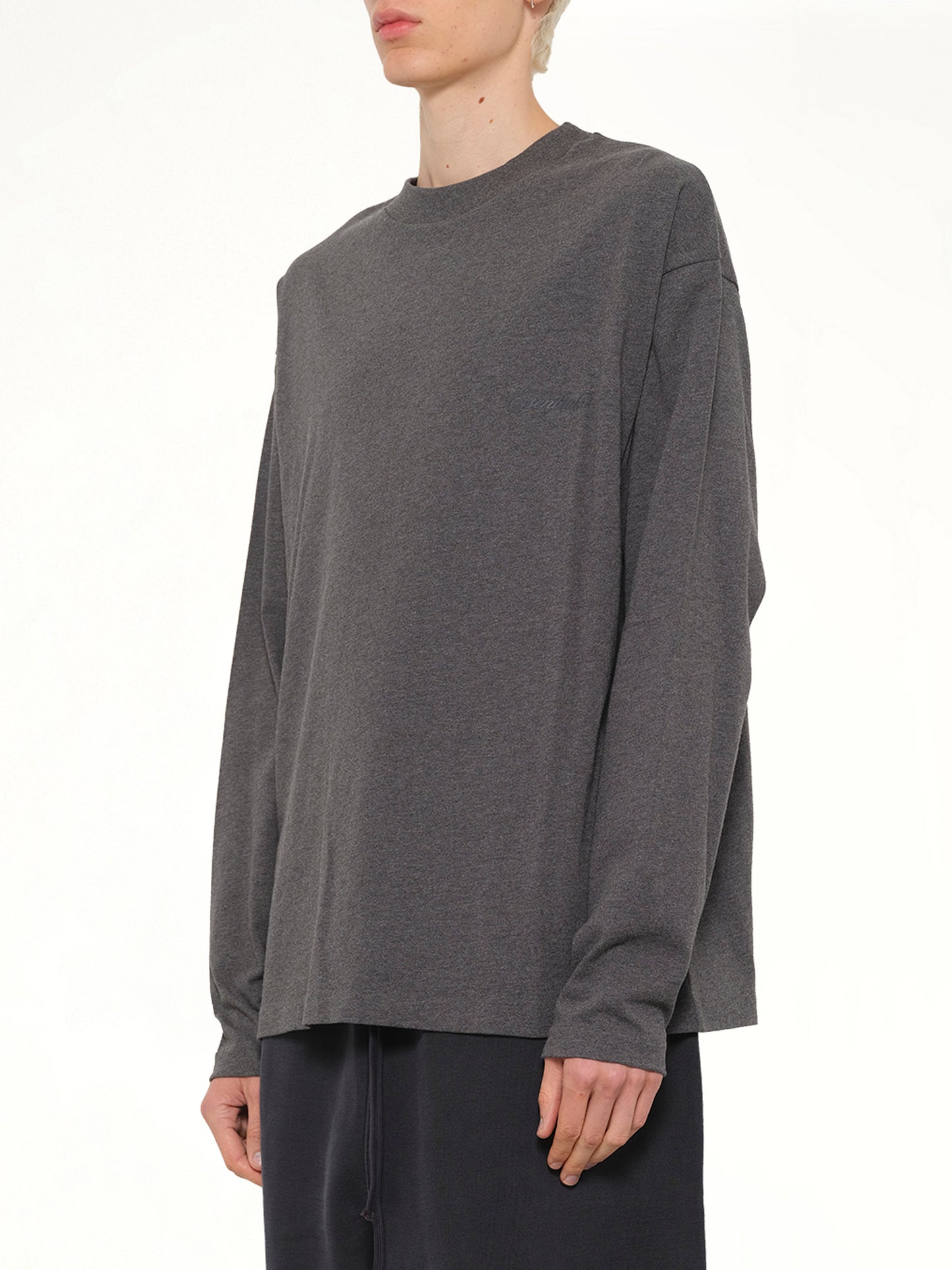 Classic Long Sleeve T-Shirt in Charcoal Heather