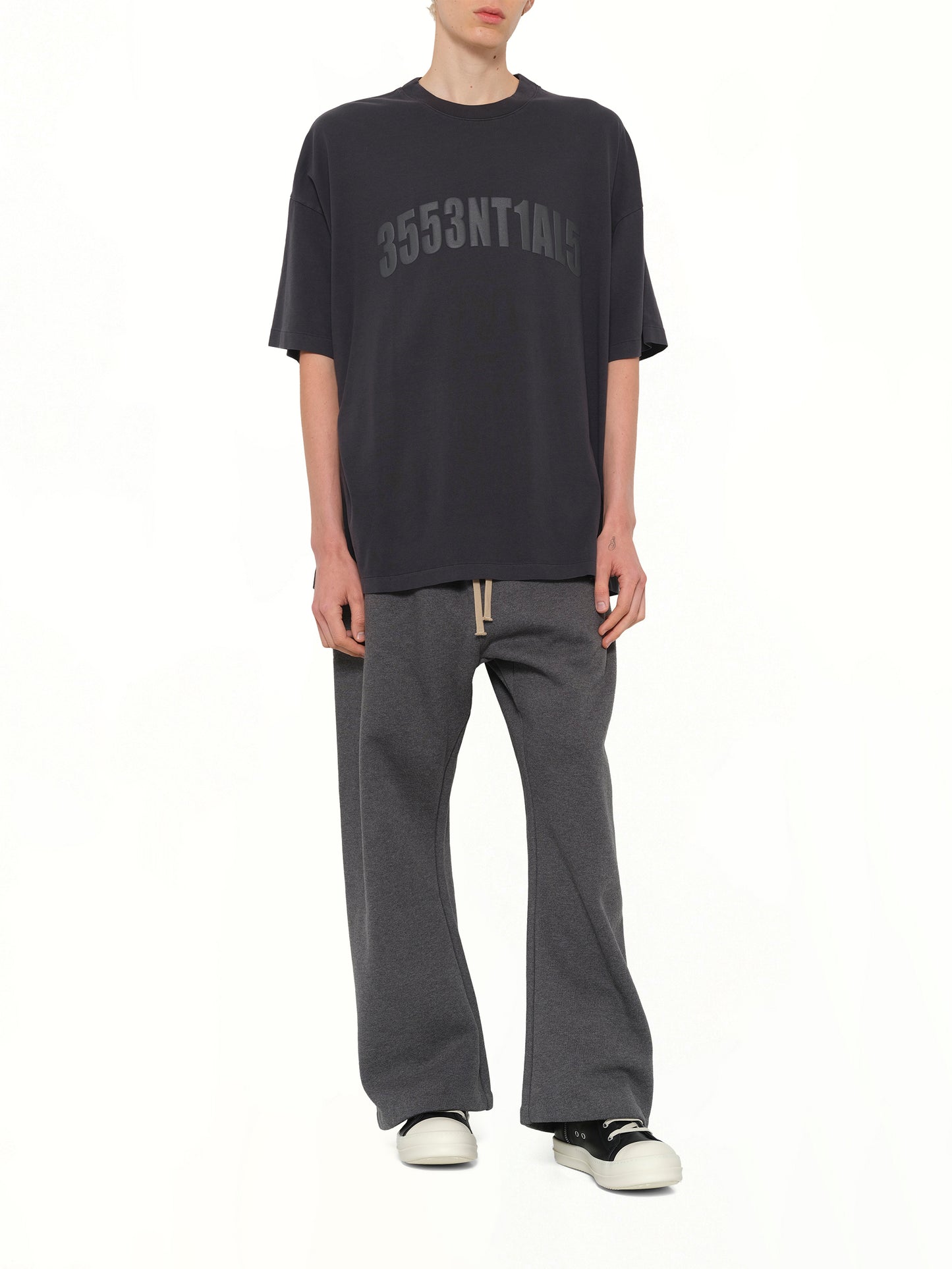 3553NTIAL5 T-Shirt in Vintage Black