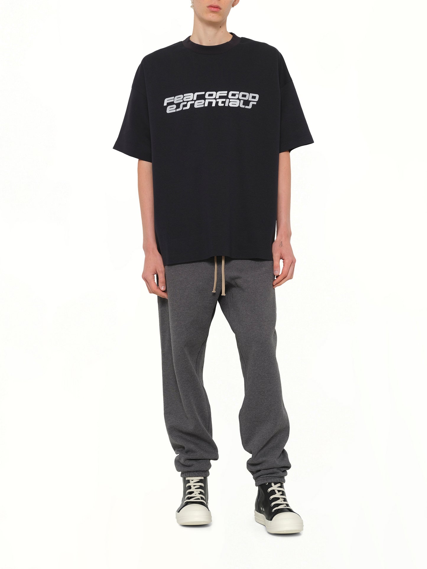 90's Short Sleeve T-Shirt in Vintage Black