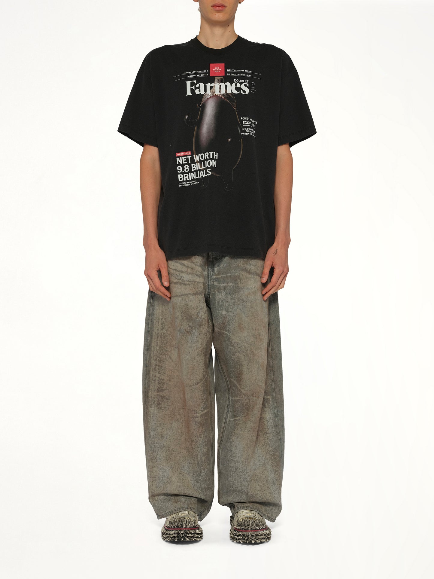 Farmes Magazine Cover T-Shirt in Black