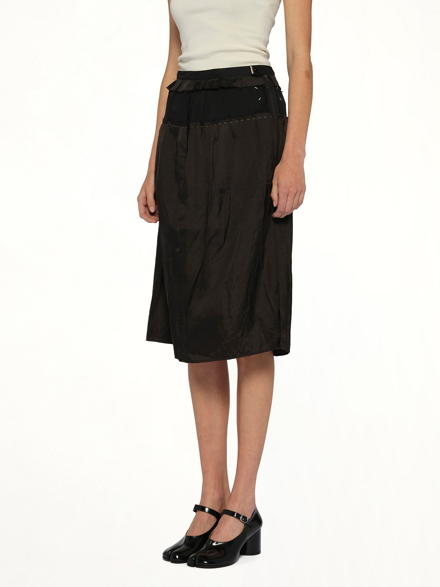 Skirt in Carbon/Black