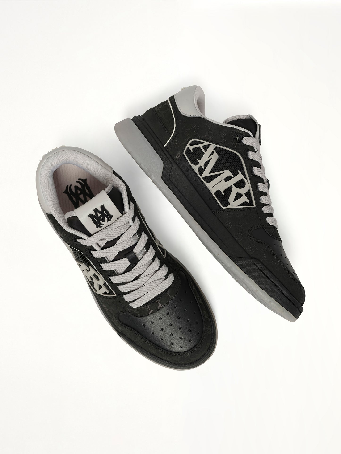 Classic Low in Black