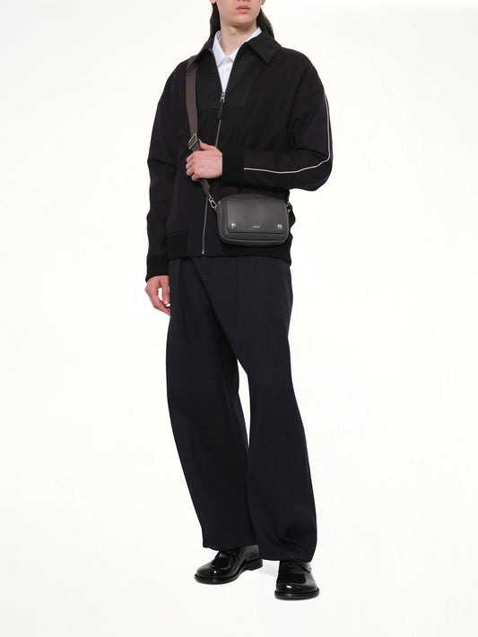 Pebble Messenger Small in Dark Grey