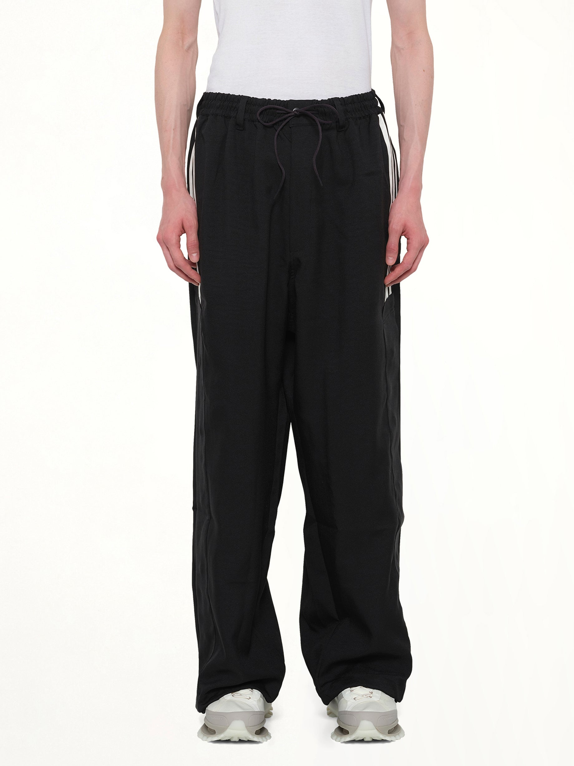 Basketball Pants in Black