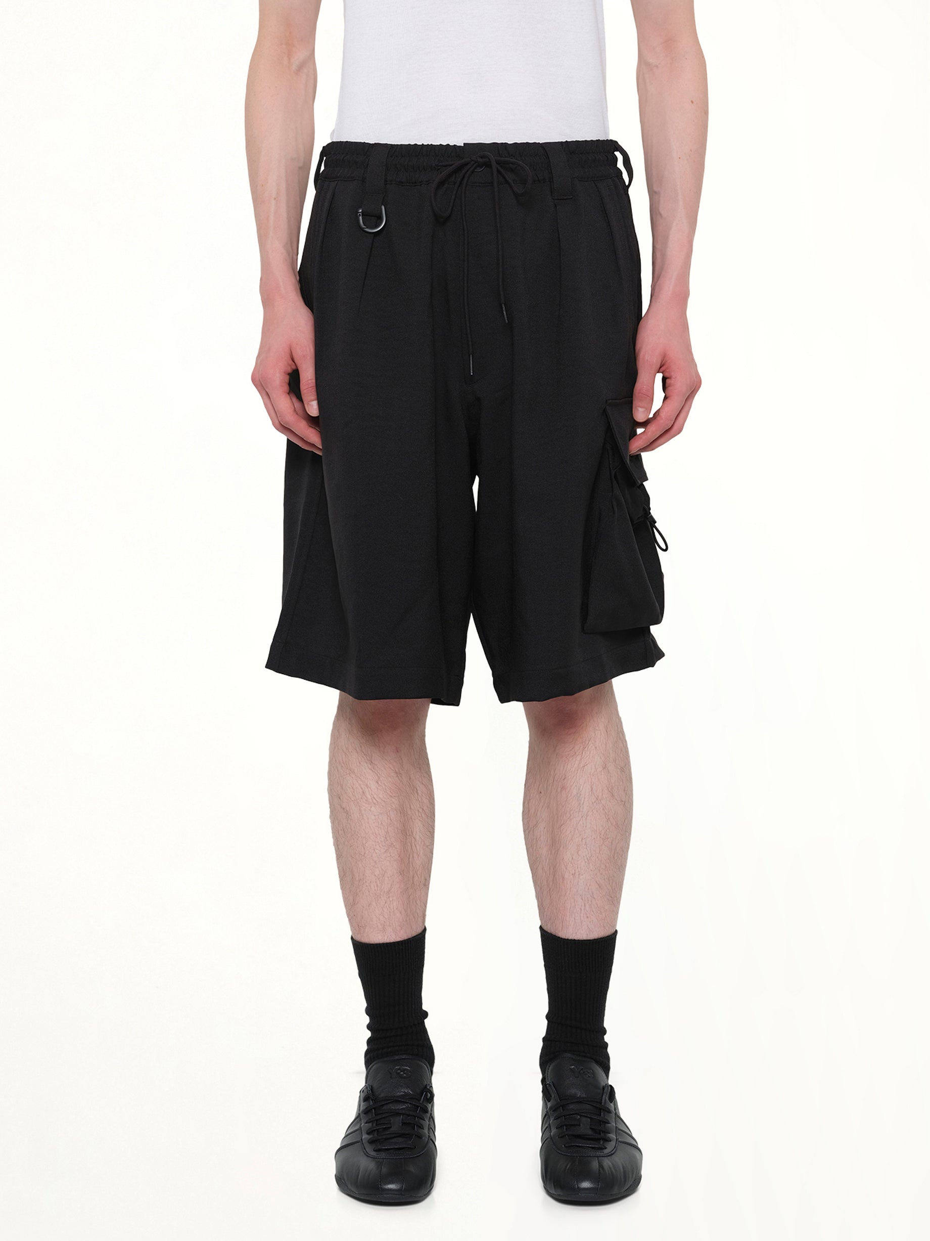 Cargo Shorts in Black
