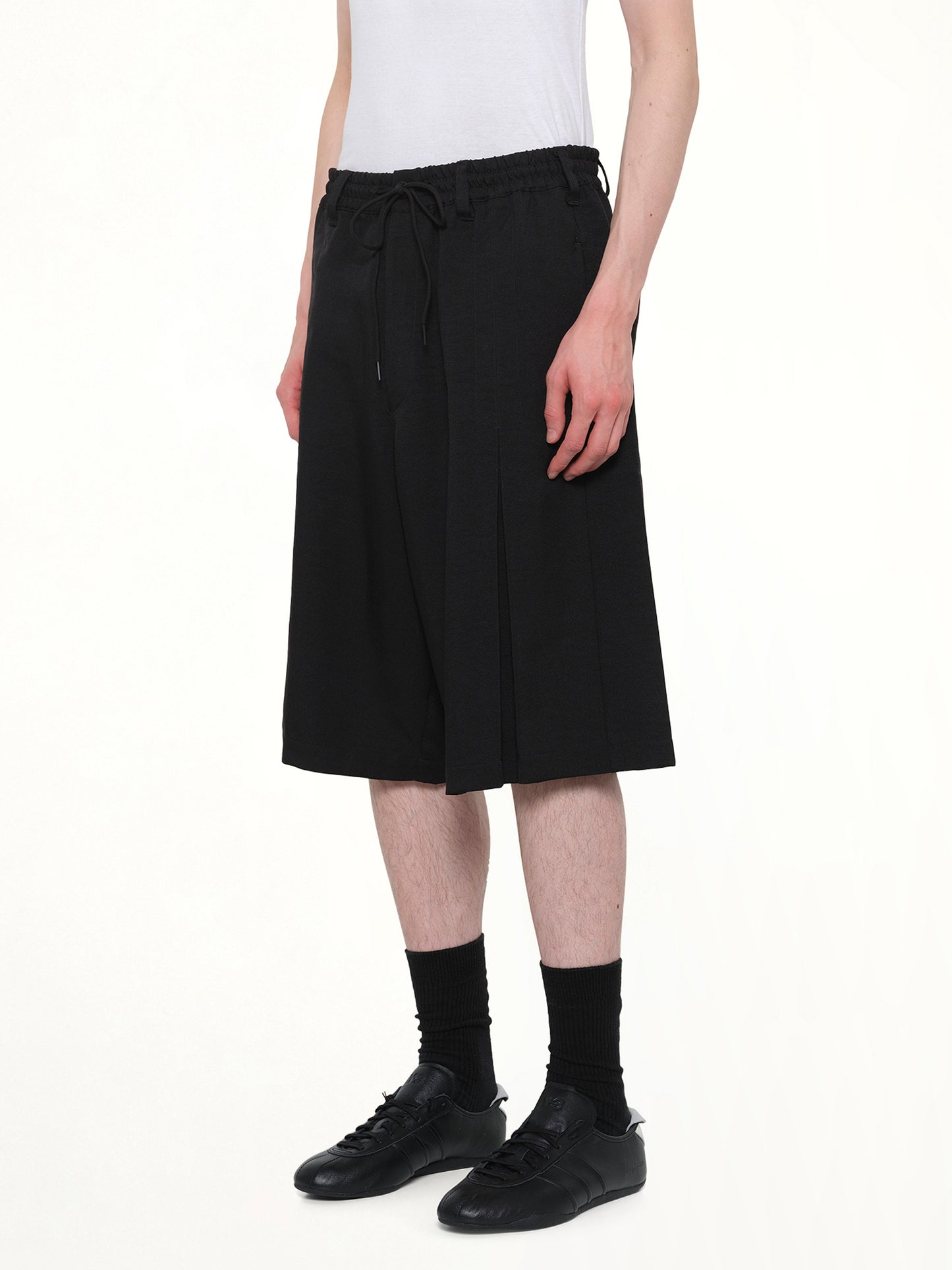 Pleated Shorts in Black