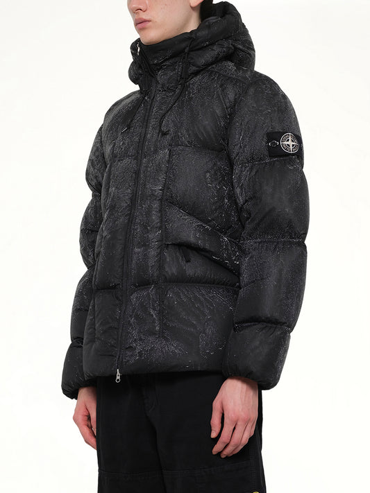 4100062 Hand Sprayed Reflective Puffer in Black