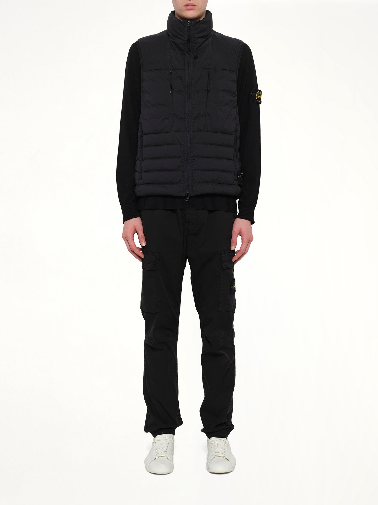 G100007 Vest in Black