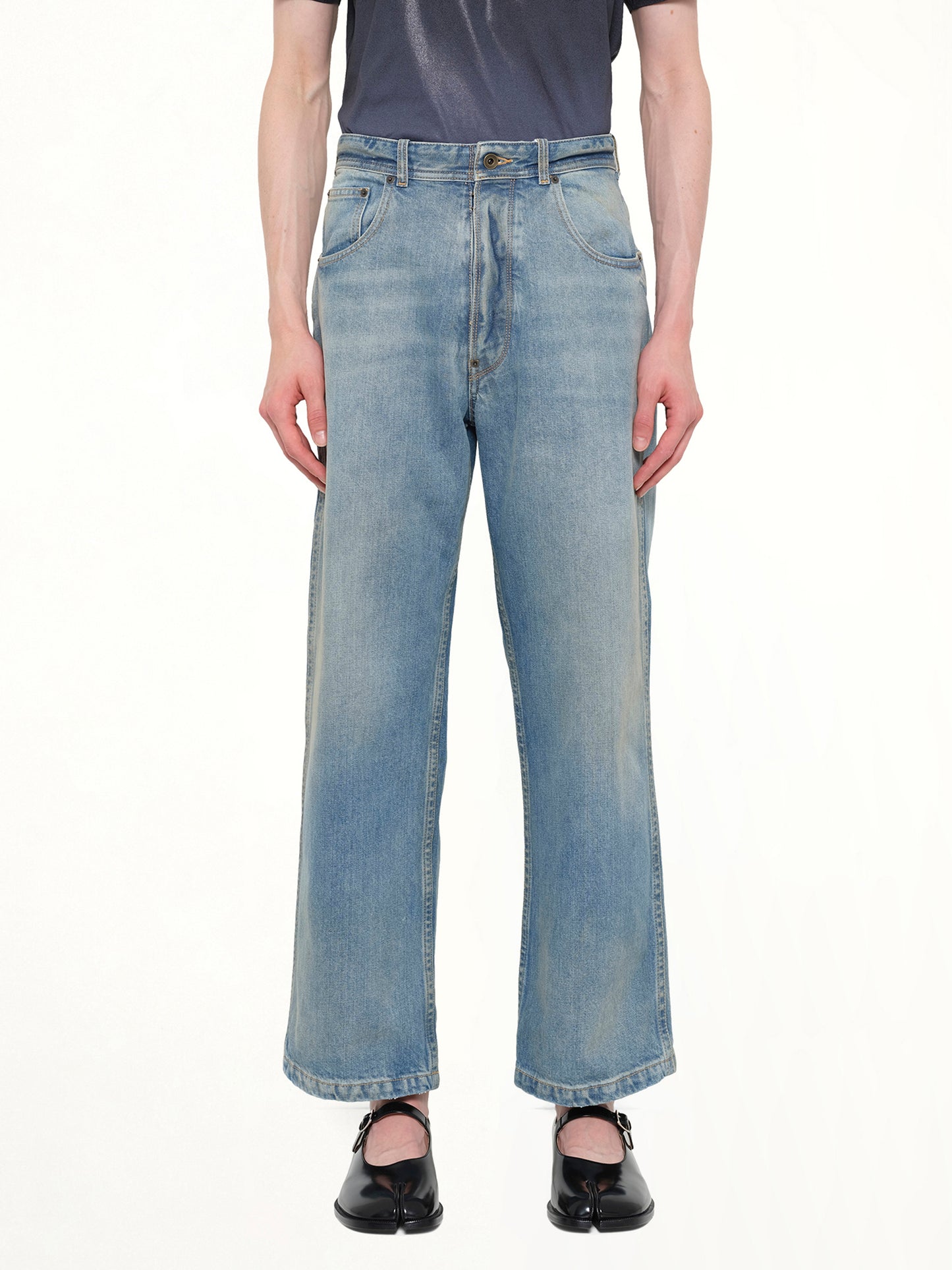 Cropped Denim Jeans in Washed Blue