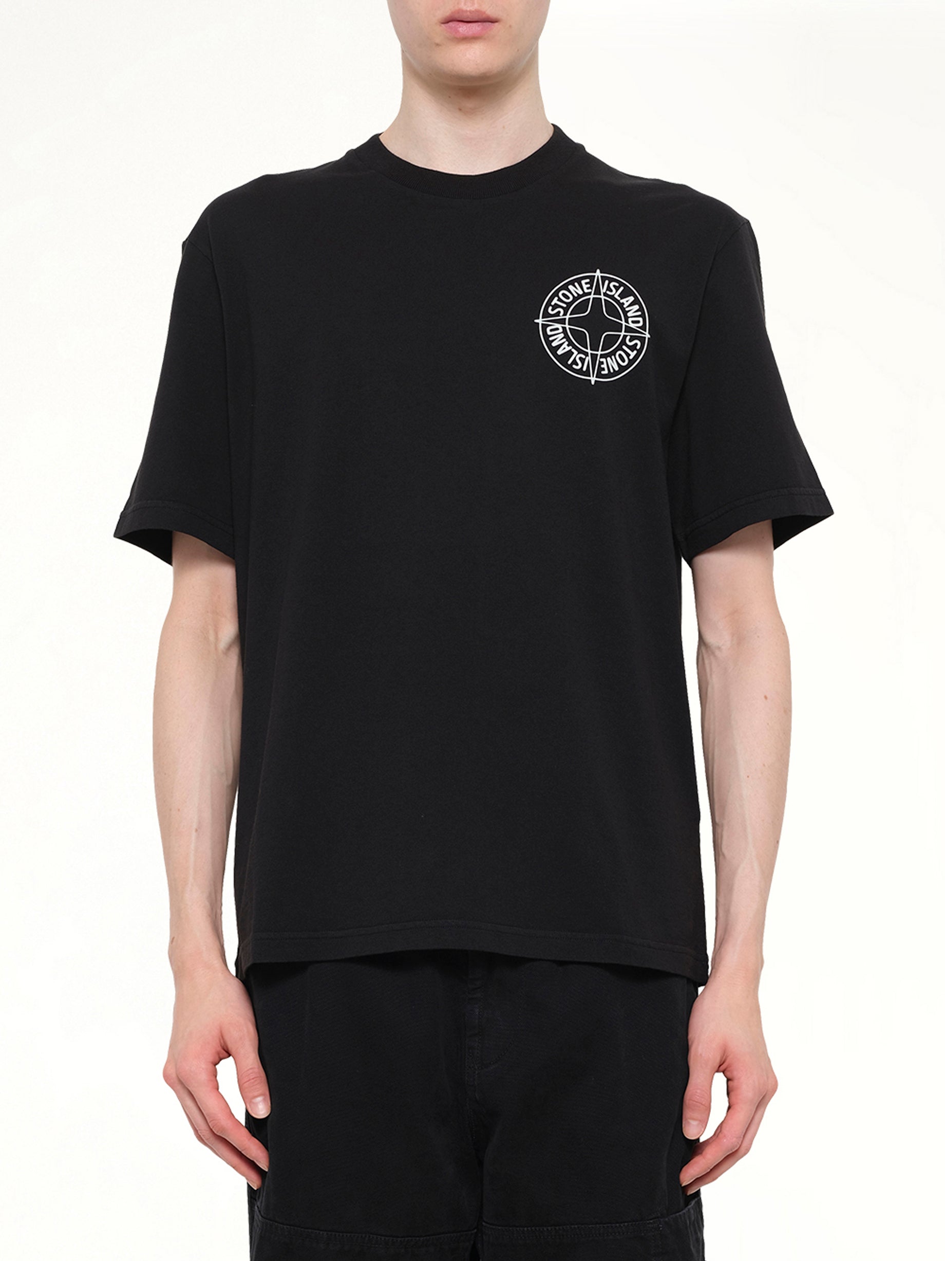 2100001 Chest Logo T-Shirt in Black