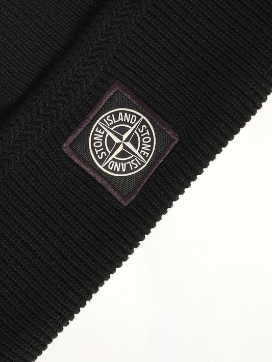 N100102 Beanie in Black