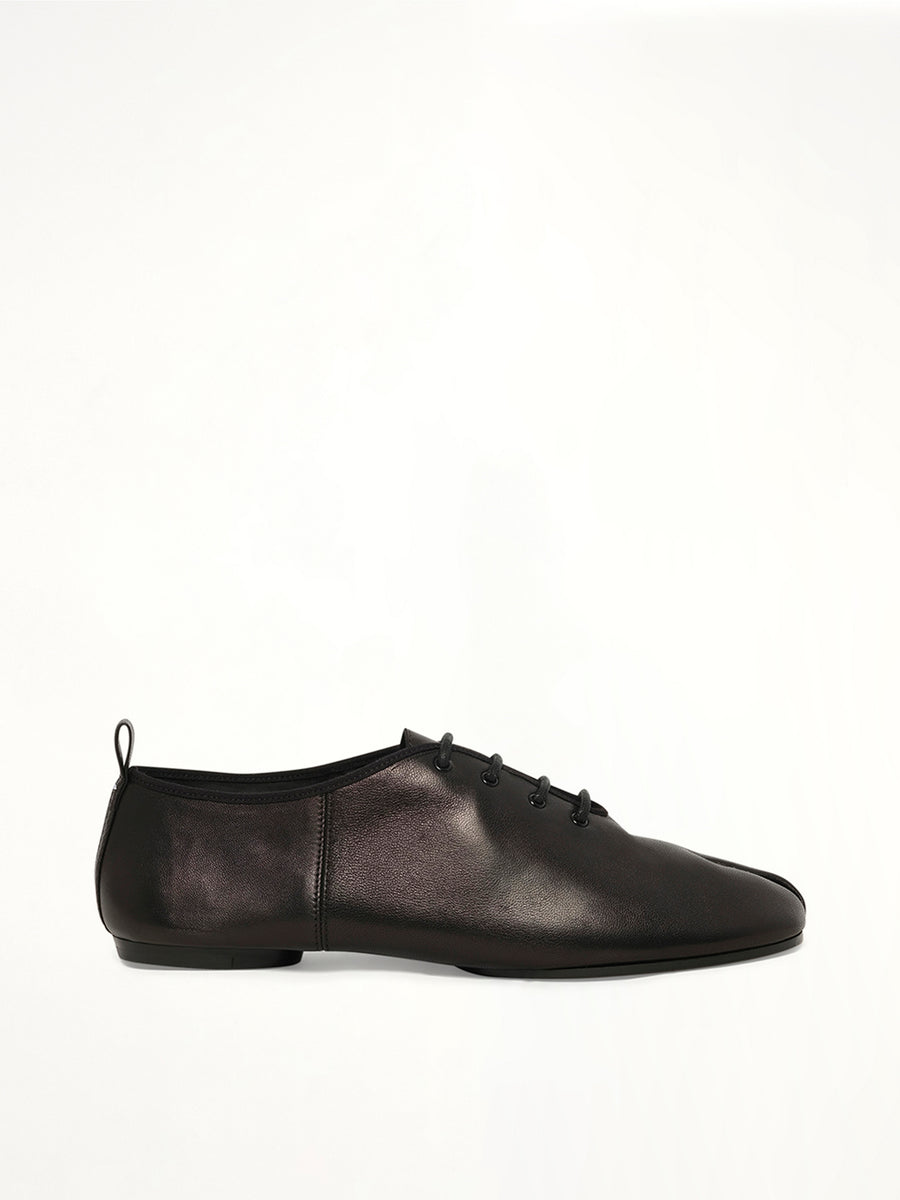Tabi Jazz Lace-up Derby in Black Side View | MAISON MARGIELA