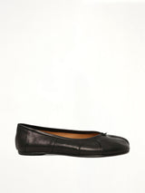 Tabi Ballerinas in Black Side View | MAISON MARGIELA